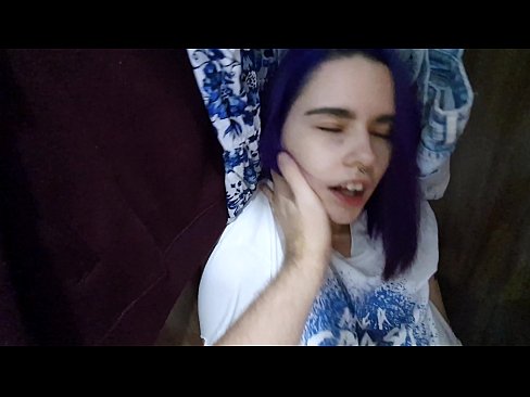 ❤️ Nakit-an akong igsoong babaye sa aparador ug gitabangan siya sa iyang cum ❤️❌ Porno sa amon ☑
