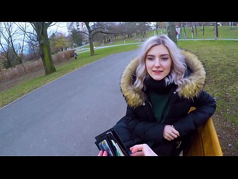 ❤️ Gitulon ang init nga cum sa usa ka estranghero alang sa kuwarta - blowjob sa parke ni Eva Elfie ❤️❌ Porno sa amon ☑
